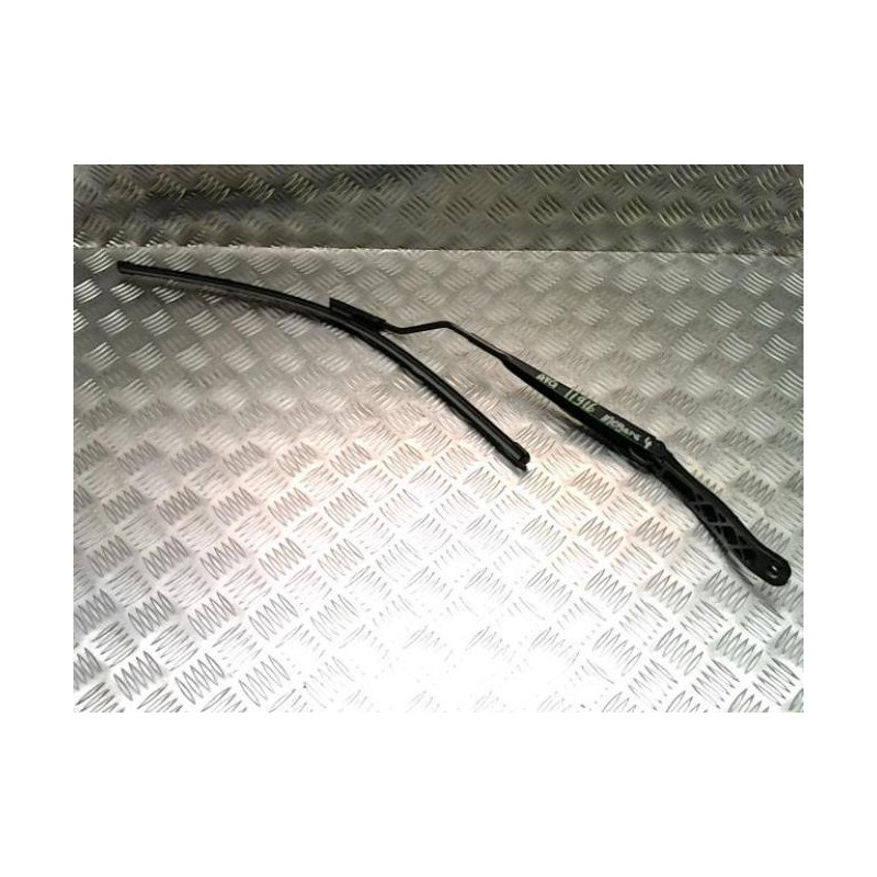Bras essuie glace avant gauche RENAULT MEGANE 4 PHASE 2 d’occasion