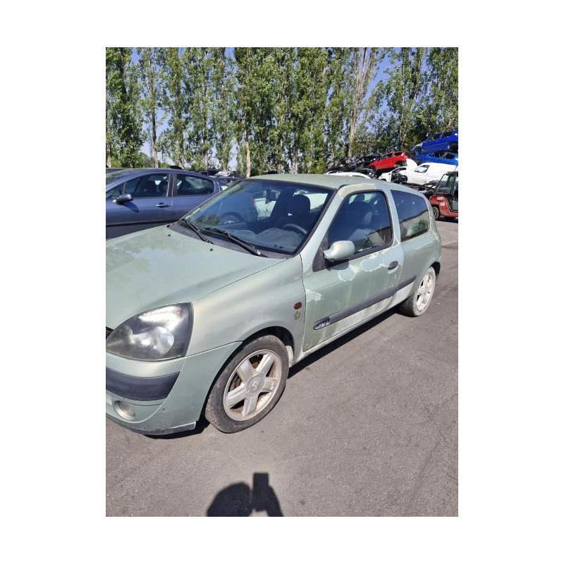 Platine feu arriere gauche RENAULT CLIO 2 PHASE 2 d’occasion