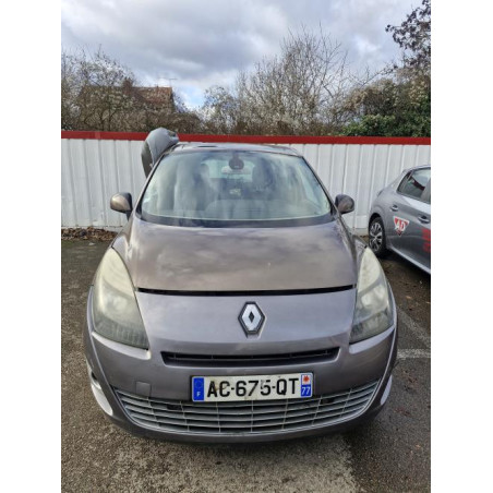 Support de pare chocs arriere RENAULT GRAND SCENIC 3 PHASE 1 d’occasion