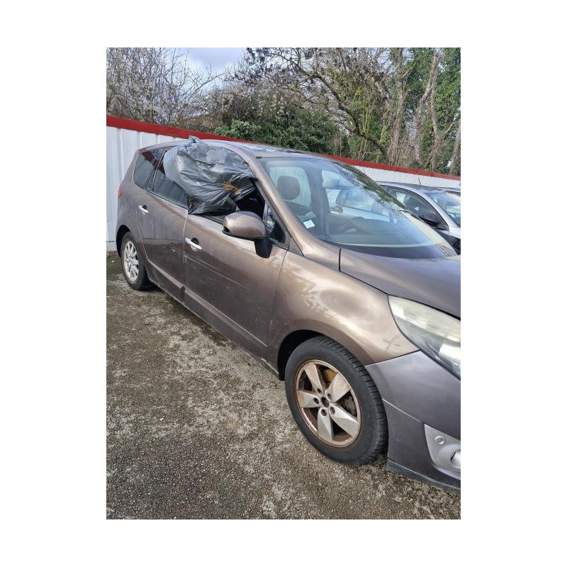 Support de pare chocs arriere RENAULT GRAND SCENIC 3 PHASE 1 d’occasion