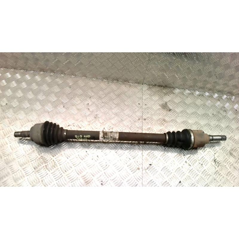 Cardan droit (transmission) PEUGEOT 207 PHASE 1 d’occasion