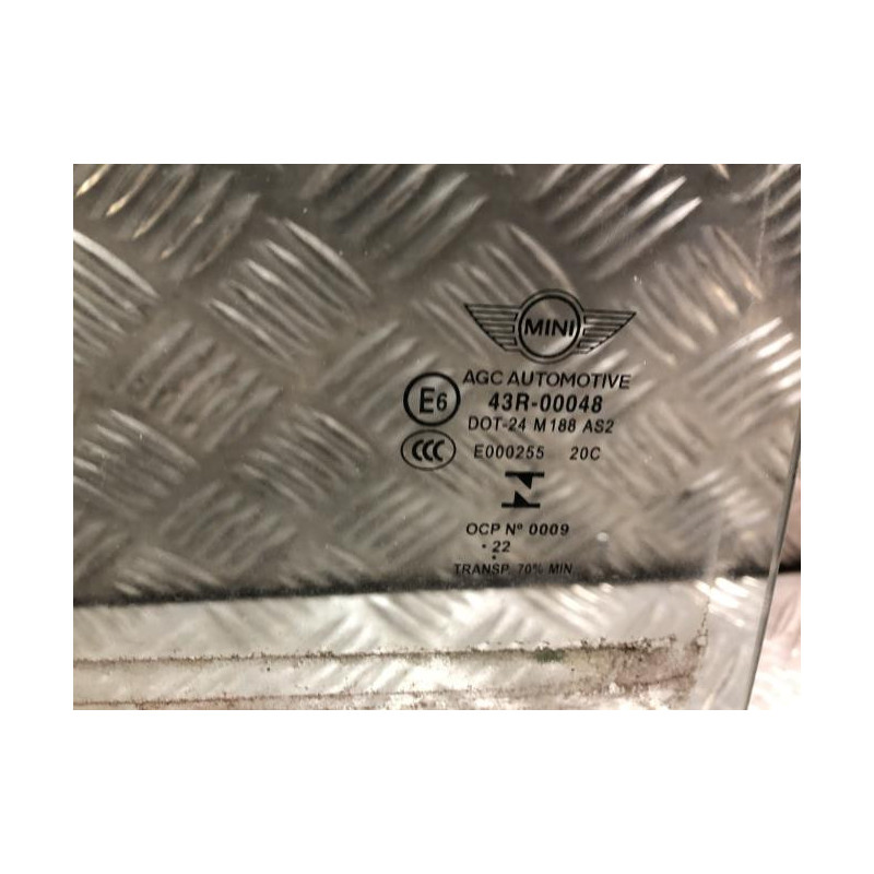 Vitre arriere droit MINI MINI 3 F55 PHASE 2 d’occasion