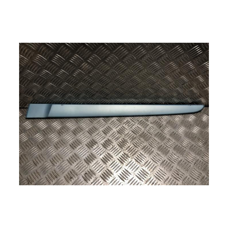 Baguette de porte arriere gauche  RENAULT SCENIC 2 PHASE 2 d’occasion