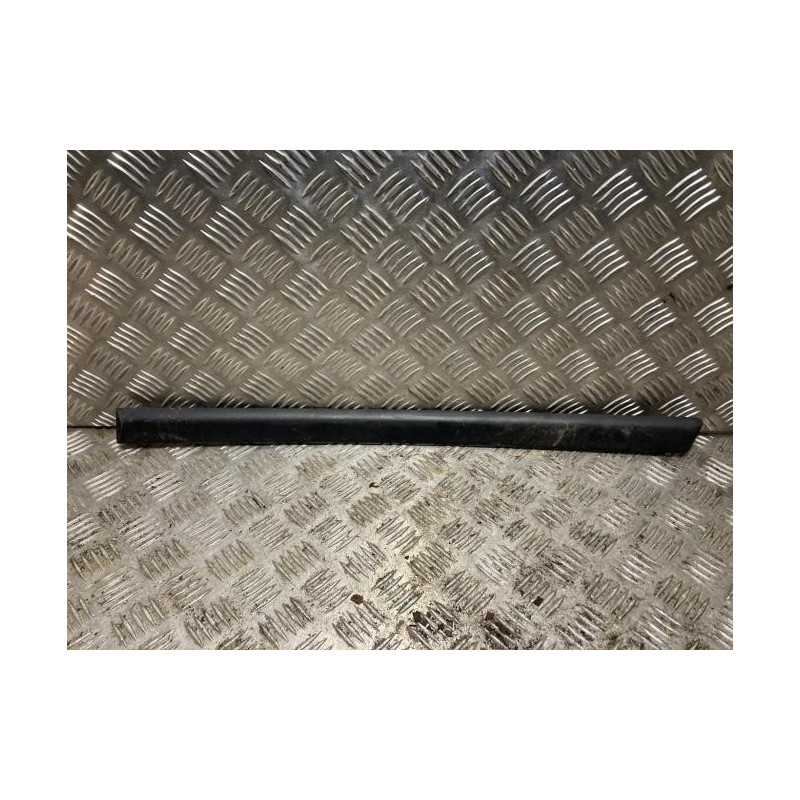Baguette de porte arriere gauche  SEAT  d’occasion