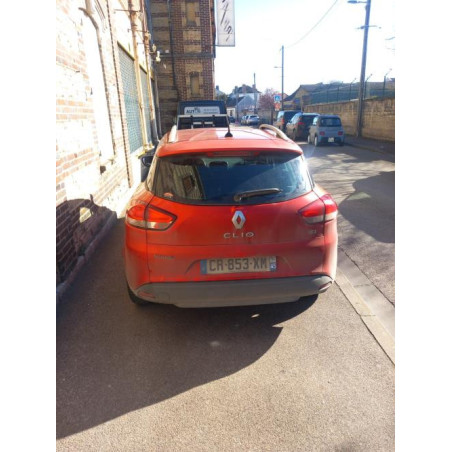 Pare boue avant droit RENAULT CLIO 4 PHASE 1 BREAK d’occasion
