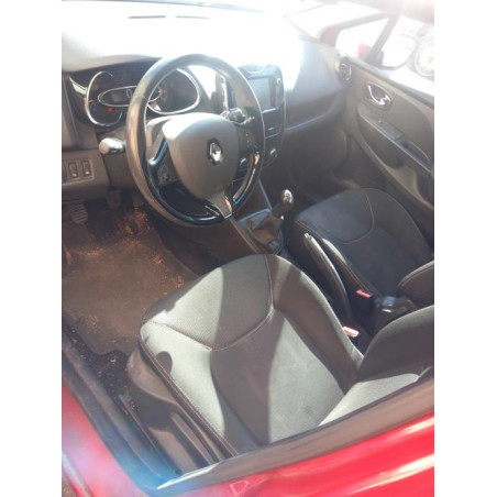 Pare boue avant droit RENAULT CLIO 4 PHASE 1 BREAK d’occasion