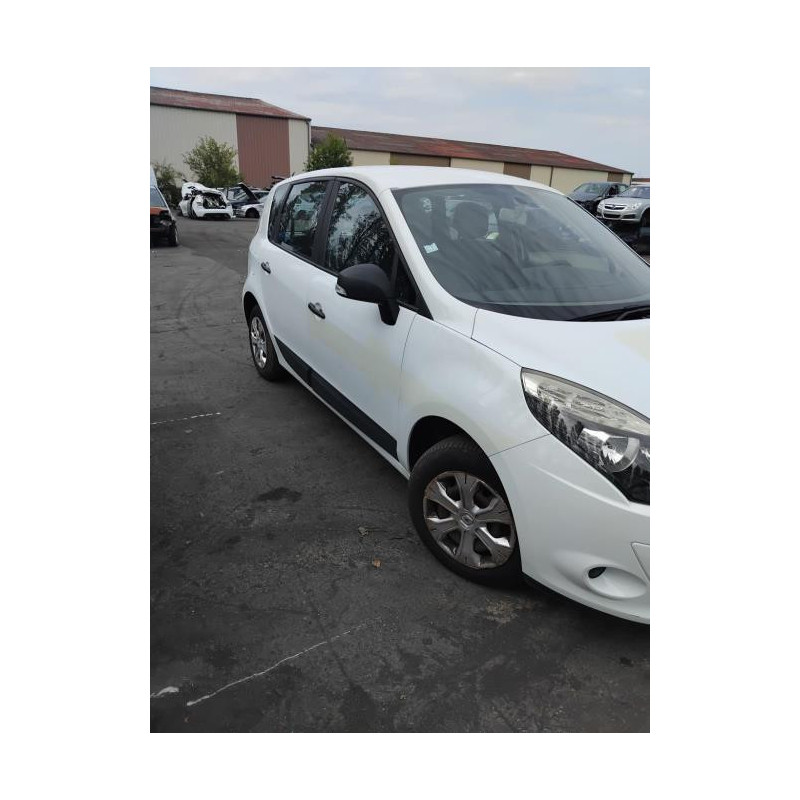 Autoradio d'origine RENAULT SCENIC 3 PHASE 1 d’occasion