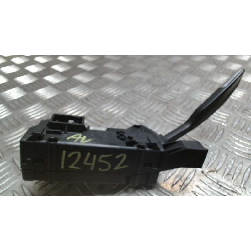 Support commodo (commutateur) CITROEN C4 GRAND PICASSO 2 PHASE 2 d’occasion