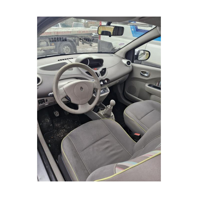 Feu arriere principal droit (feux) RENAULT TWINGO 2 PHASE 2 d’occasion