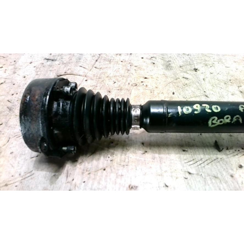 Cardan gauche (transmission) VOLKSWAGEN BORA d’occasion