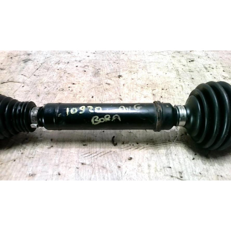 Cardan gauche (transmission) VOLKSWAGEN BORA d’occasion
