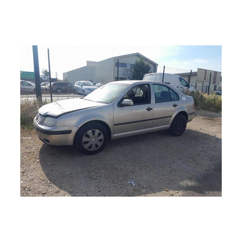 Cardan gauche (transmission) VOLKSWAGEN BORA d’occasion