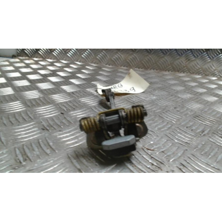Tirant de porte arriere gauche RENAULT CLIO 2 PHASE 1 d’occasion