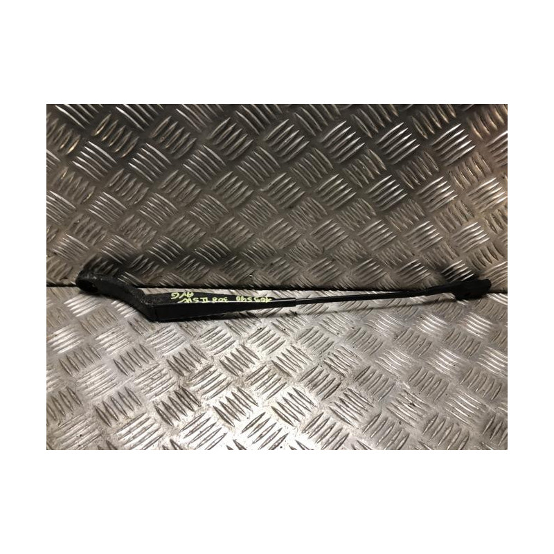 Bras essuie glace avant gauche PEUGEOT 308 2 SW PHASE 2 BREAK d’occasion
