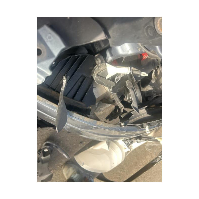 Feu de pare choc arriere gauche CITROEN C4 1 PHASE 1 COUPE d’occasion