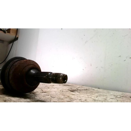 Cardan gauche (transmission) PEUGEOT 207 1 d’occasion