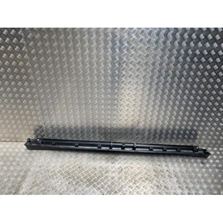 Bas de caisse droit RENAULT MEGANE 5 d’occasion