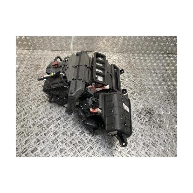 Bloc chauffage HONDA CIVIC 8 PHASE 2 d’occasion