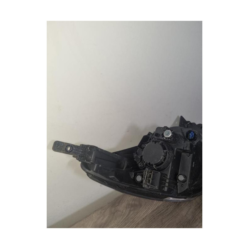 Optique avant principal gauche (feux)(phare) KIA RIO 4 PHASE 1 d’occasion
