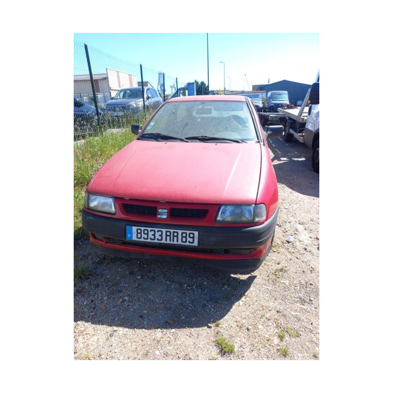 Platine feu arriere gauche SEAT IBIZA 2 PHASE 1 d’occasion
