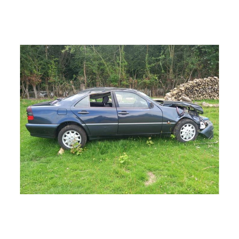 Platine feu arriere gauche MERCEDES CLASSE C 202 PHASE 2 d’occasion
