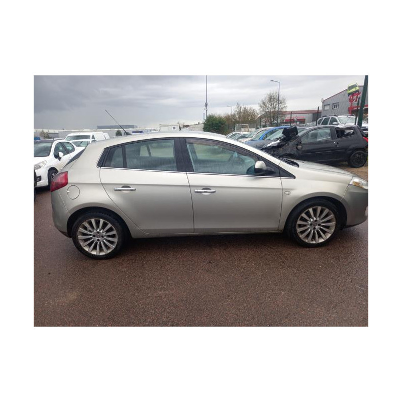 Platine feu arriere gauche FIAT BRAVO 2 d’occasion