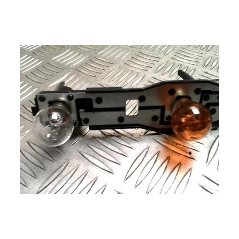 Platine feu arriere gauche NISSAN MICRA 3 PHASE 1 d’occasion