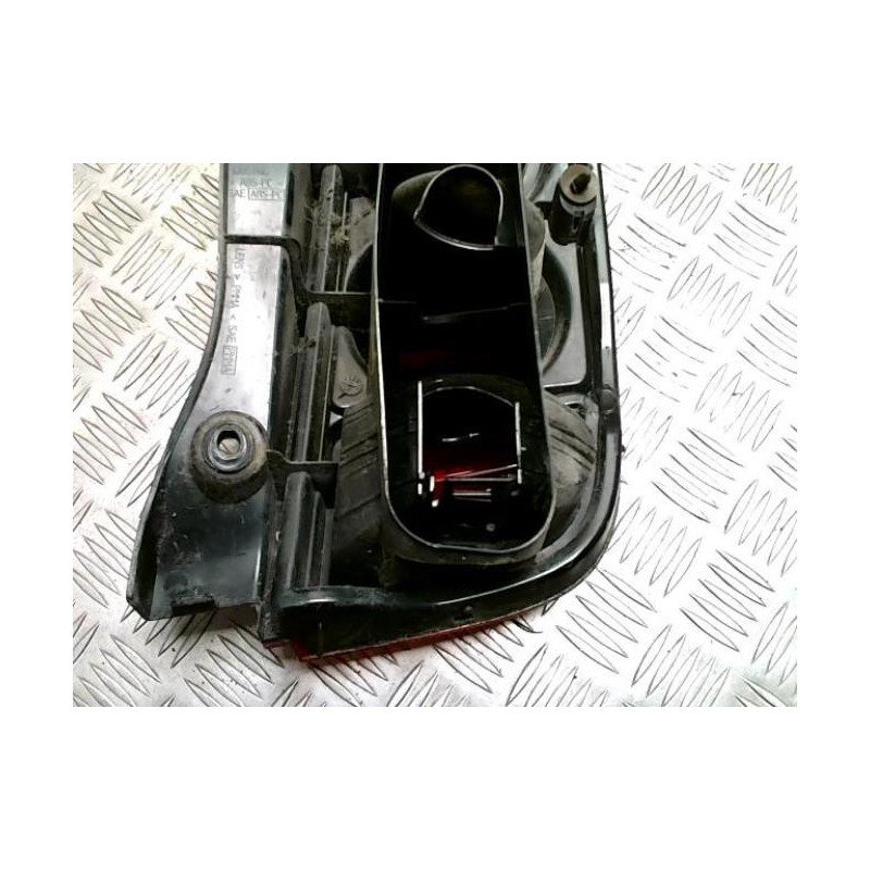 Feu arriere principal gauche (feux) NISSAN MICRA 3 PHASE 1 d’occasion