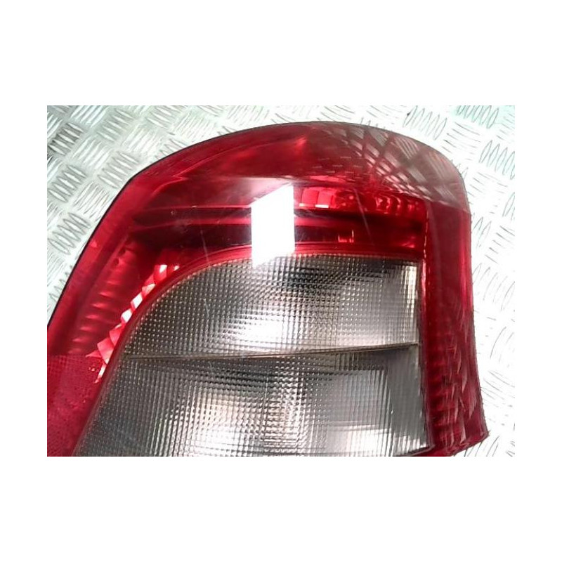 Feu arriere principal droit (feux) TOYOTA YARIS 2 PHASE 1 d’occasion