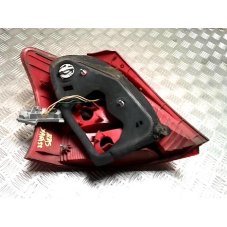 Feu arriere principal droit (feux) TOYOTA YARIS 2 PHASE 1 d’occasion