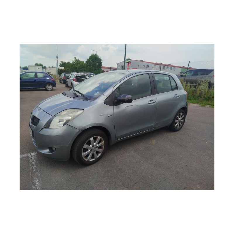 Feu arriere principal droit (feux) TOYOTA YARIS 2 PHASE 1 d’occasion