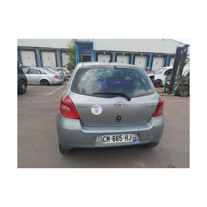 Feu arriere principal droit (feux) TOYOTA YARIS 2 PHASE 1 d’occasion