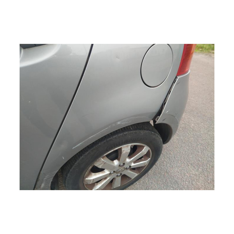 Feu arriere principal droit (feux) TOYOTA YARIS 2 PHASE 1 d’occasion