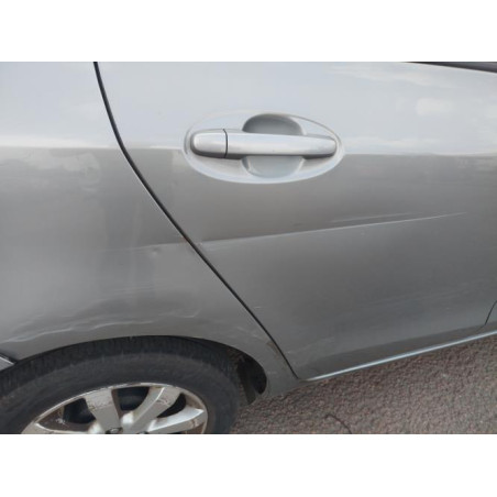 Feu arriere principal droit (feux) TOYOTA YARIS 2 PHASE 1 d’occasion