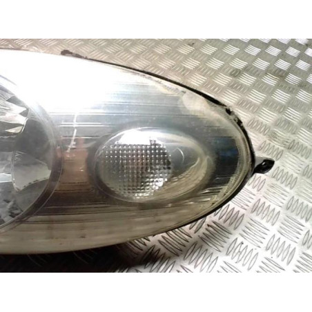Optique avant principal droit (feux)(phare) NISSAN MICRA 3 PHASE 1 d’occasion