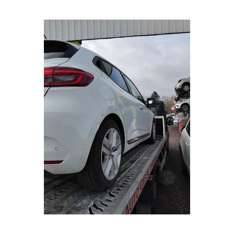 Vitre arriere gauche RENAULT CLIO 5 PHASE 1 d’occasion