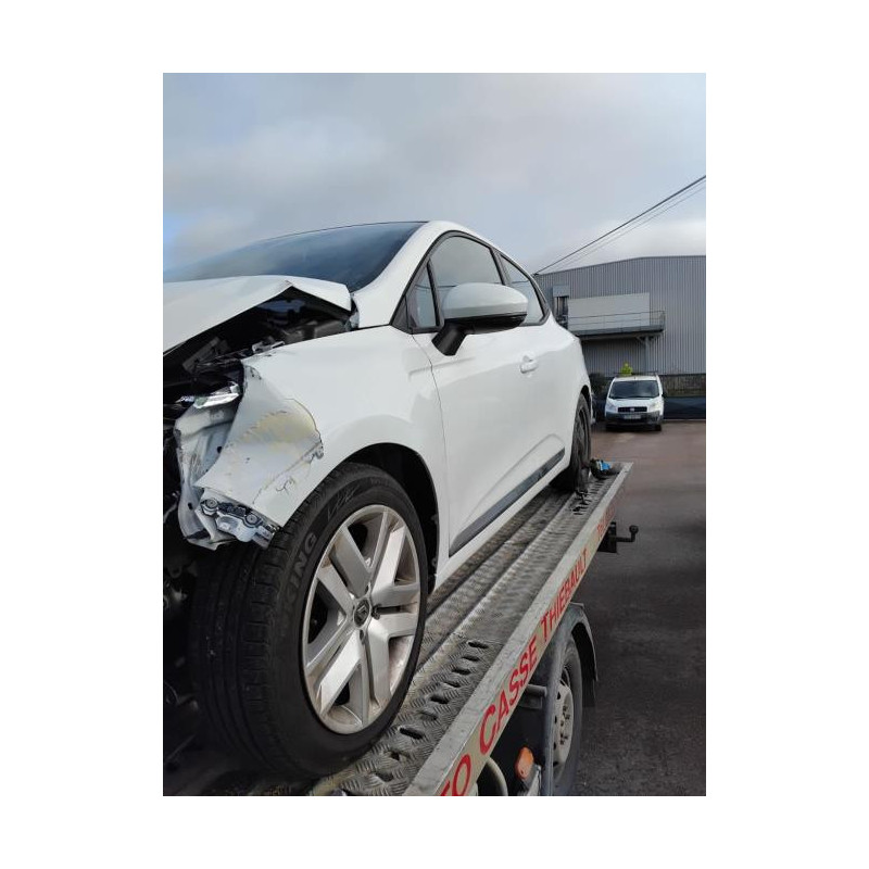 Vitre arriere gauche RENAULT CLIO 5 PHASE 1 d’occasion