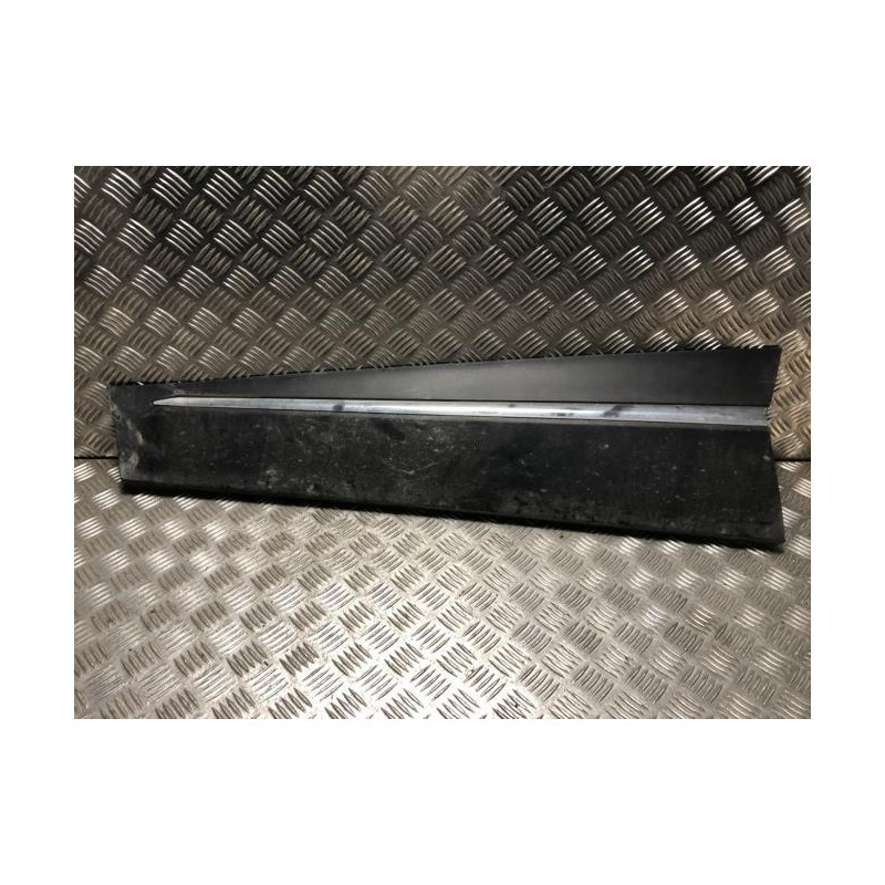 Baguette de porte avant gauche RENAULT CAPTUR 1 PHASE 1 d’occasion
