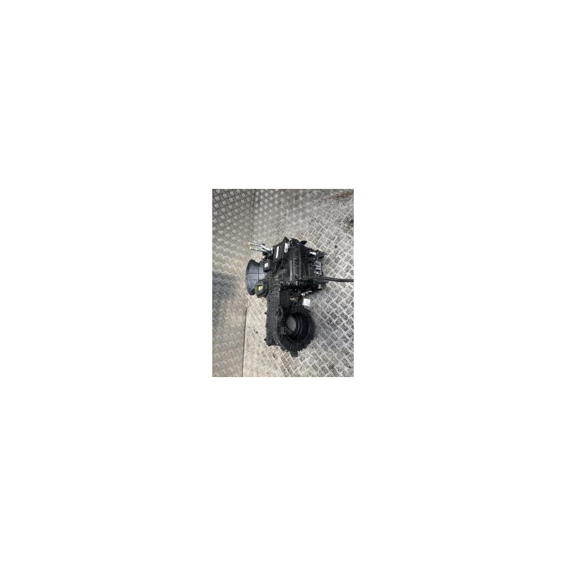 Bloc chauffage TOYOTA YARIS 4 d’occasion