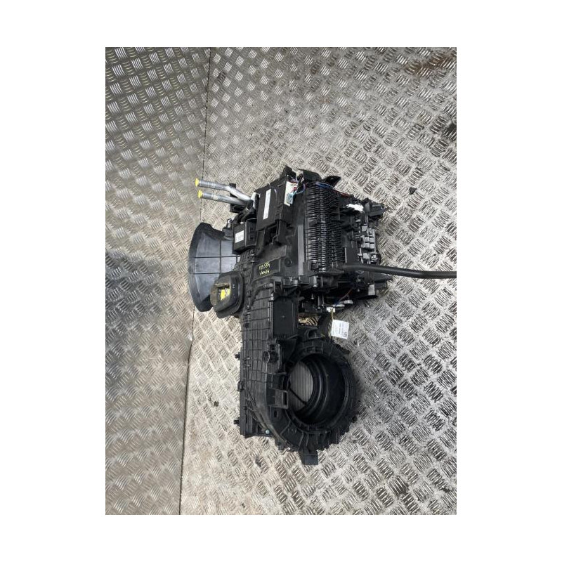 Bloc chauffage TOYOTA YARIS 4 d’occasion