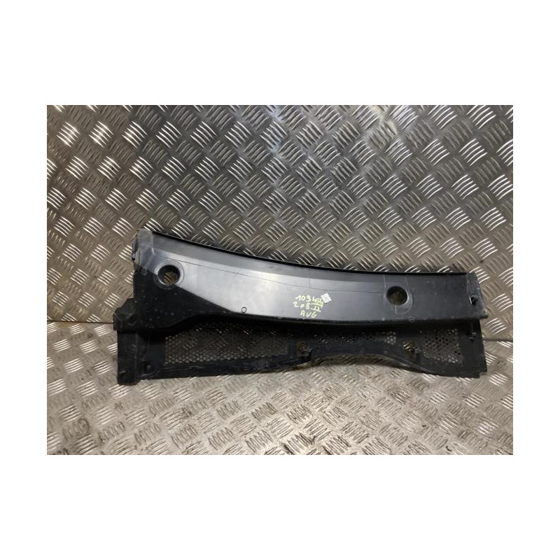 Baie de pare brise PEUGEOT 208 2 d’occasion