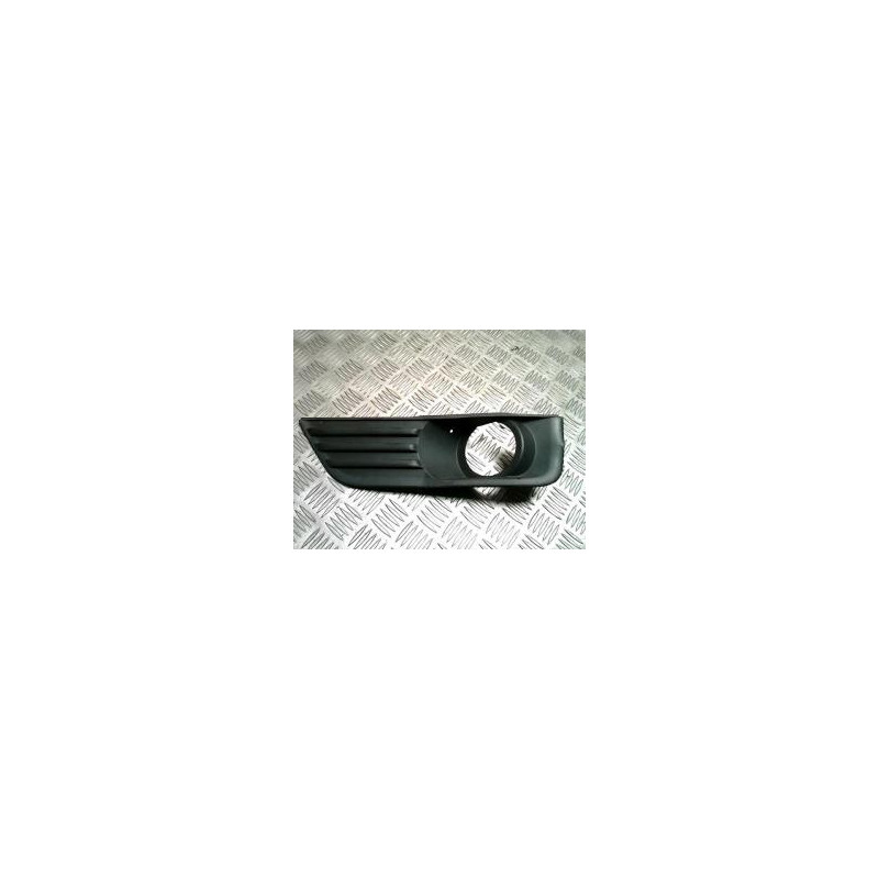 Enjoliveur anti brouillard FORD FOCUS 2 PHASE 1 BREAK d’occasion