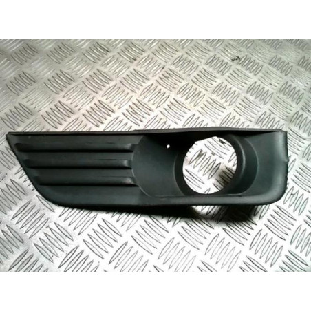Enjoliveur anti brouillard FORD FOCUS 2 PHASE 1 BREAK d’occasion