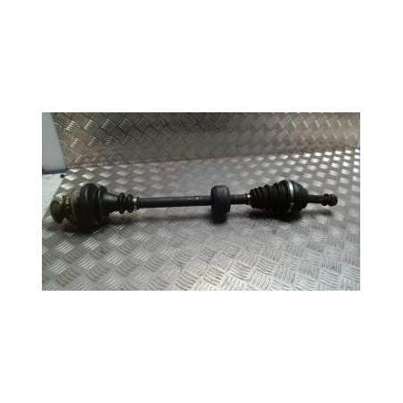Cardan droit (transmission) RENAULT CLIO 1 PHASE 3 d’occasion