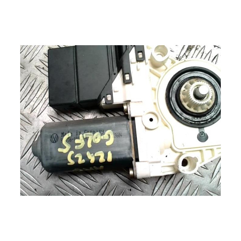 Moteur leve vitre arriere gauche VOLKSWAGEN GOLF 5 d’occasion