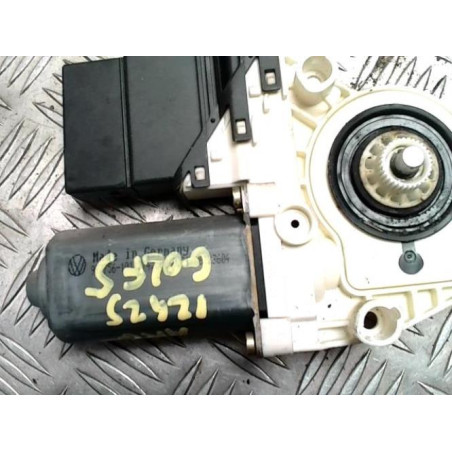Moteur leve vitre arriere gauche VOLKSWAGEN GOLF 5 d’occasion