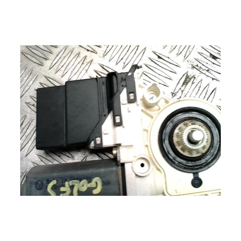 Moteur leve vitre arriere gauche VOLKSWAGEN GOLF 5 d’occasion