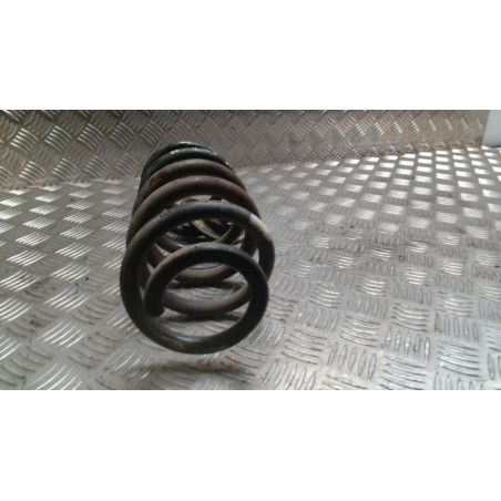 Ressort de suspension arriere TOYOTA RAV4 3 PHASE 3 d’occasion