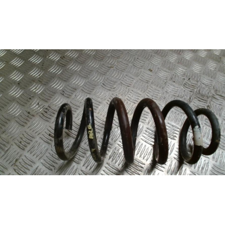 Ressort de suspension arriere gauche TOYOTA RAV4 3 PHASE 3 d’occasion