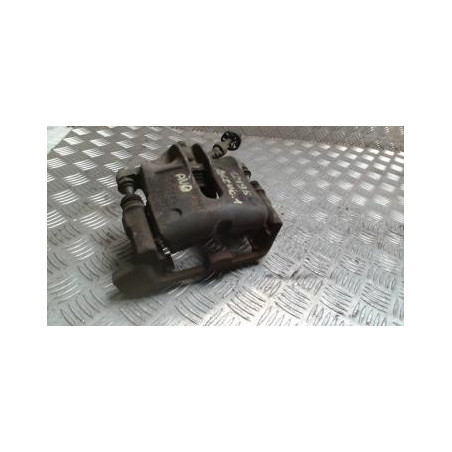 Etrier avant droit (freinage) RENAULT SCENIC 1 PHASE 2 d’occasion